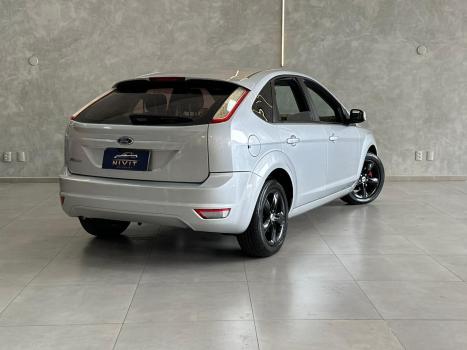 FORD Focus Hatch 1.6 16V 4P FLEX GL, Foto 15