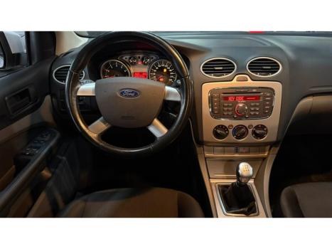 FORD Focus Hatch 1.6 4P GLX FLEX, Foto 18