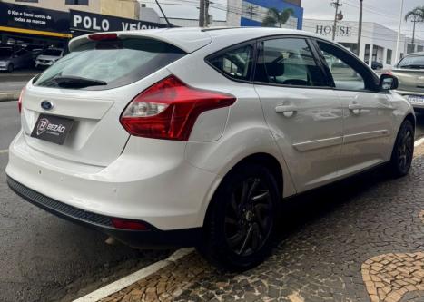 FORD Focus Hatch 1.6 16V 4P FLEX S, Foto 3