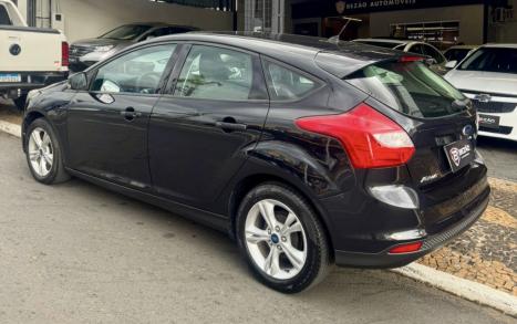 FORD Focus Hatch 1.6 16V 4P FLEX S, Foto 2