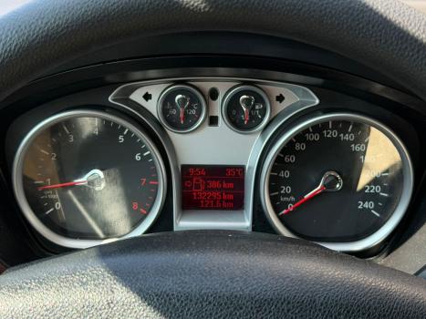 FORD Focus Hatch 1.6 4P FLEX GL, Foto 13