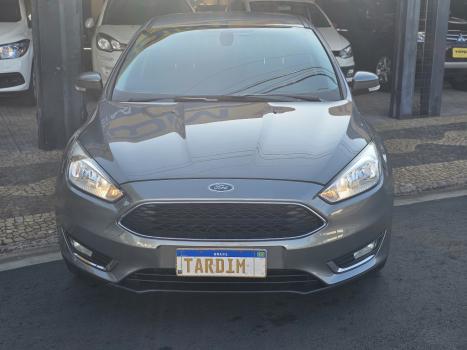 FORD Focus Hatch 1.6 16V 4P SE PLUS FLEX, Foto 2