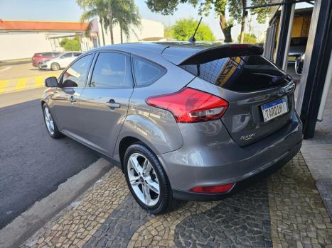 FORD Focus Hatch 1.6 16V 4P SE PLUS FLEX, Foto 4