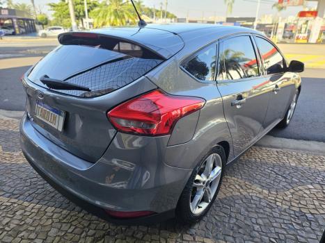 FORD Focus Hatch 1.6 16V 4P SE PLUS FLEX, Foto 5