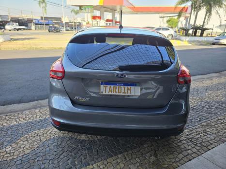 FORD Focus Hatch 1.6 16V 4P SE PLUS FLEX, Foto 7