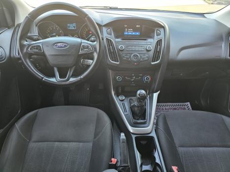 FORD Focus Hatch 1.6 16V 4P SE PLUS FLEX, Foto 8