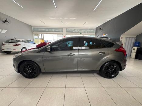 FORD Focus Hatch 1.6 16V 4P FLEX SE POWERSHIFT AUTOM�TICO, Foto 3