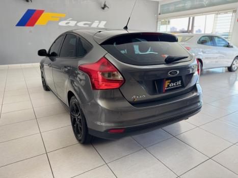 FORD Focus Hatch 1.6 16V 4P FLEX SE POWERSHIFT AUTOM�TICO, Foto 6