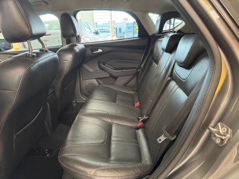 FORD Focus Hatch 1.6 16V 4P FLEX SE POWERSHIFT AUTOM�TICO, Foto 10