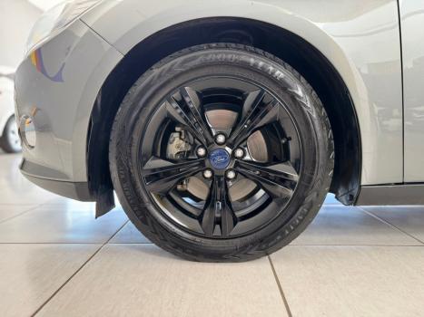 FORD Focus Hatch 1.6 16V 4P FLEX SE POWERSHIFT AUTOM�TICO, Foto 15