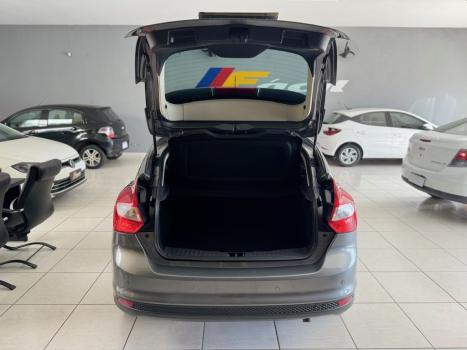 FORD Focus Hatch 1.6 16V 4P FLEX SE POWERSHIFT AUTOM�TICO, Foto 18