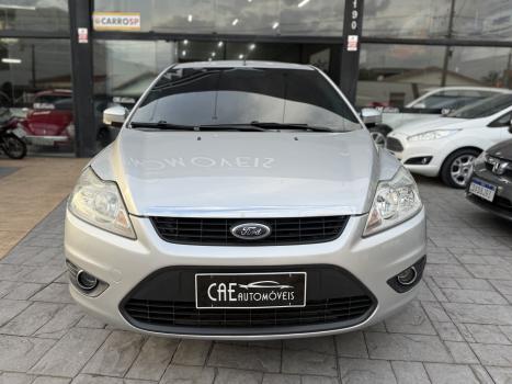 FORD Focus Hatch 1.6 4P FLEX GL, Foto 2