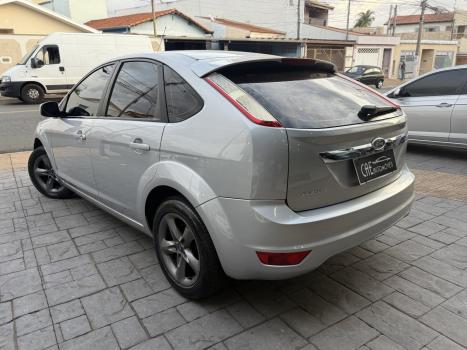 FORD Focus Hatch 1.6 4P FLEX GL, Foto 6