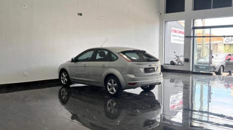 FORD Focus Hatch 1.6 4P FLEX GL, Foto 5
