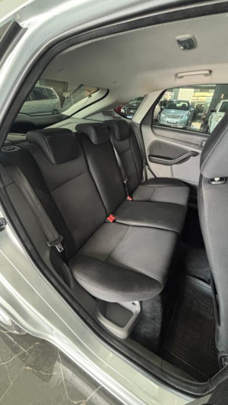 FORD Focus Hatch 1.6 4P FLEX GL, Foto 10