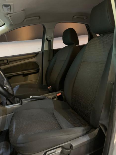 FORD Focus Hatch 1.6 16V 4P SE PLUS FLEX, Foto 10
