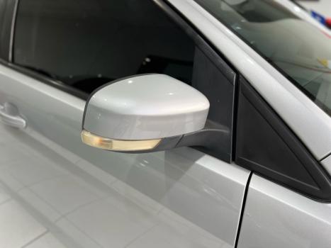 FORD Focus Hatch 1.6 4P GLX FLEX, Foto 4