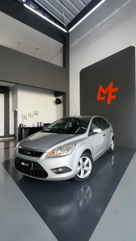 FORD Focus Hatch 1.6 16V 4P FLEX GL, Foto 1