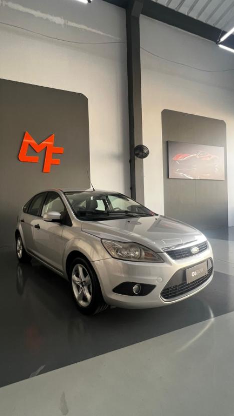 FORD Focus Hatch 1.6 16V 4P FLEX GL, Foto 3