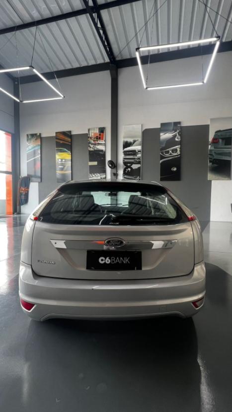 FORD Focus Hatch 1.6 16V 4P FLEX GL, Foto 5