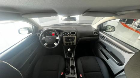 FORD Focus Hatch 1.6 16V 4P FLEX GL, Foto 9