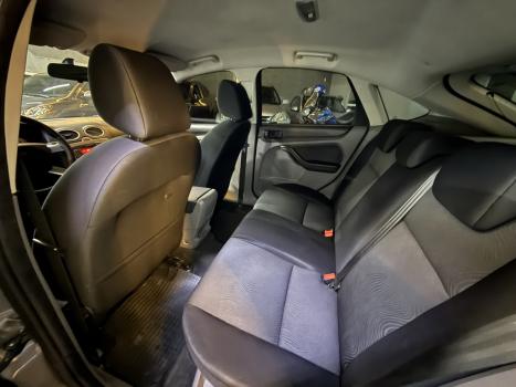 FORD Focus Hatch 1.6 4P GLX FLEX, Foto 6