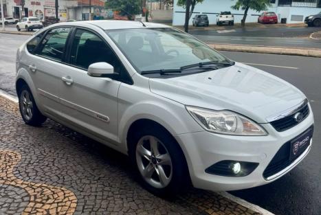 FORD Focus Hatch 1.6 4P GLX, Foto 7