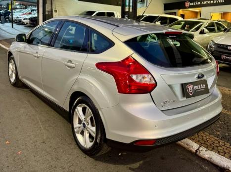 FORD Focus Hatch 1.6 4P, Foto 6
