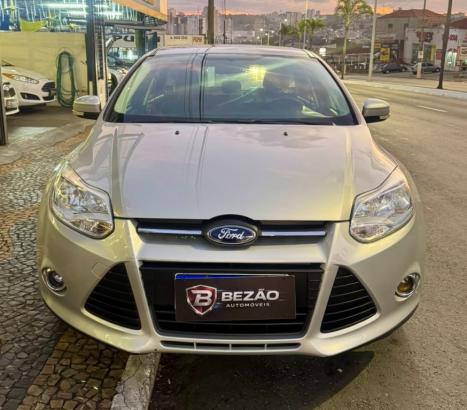 FORD Focus Hatch 1.6 4P, Foto 9