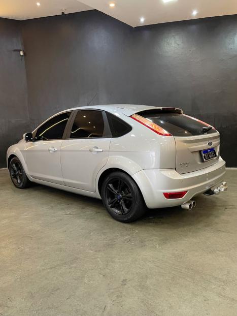 FORD Focus Hatch 1.6 16V 4P SE FLEX, Foto 6