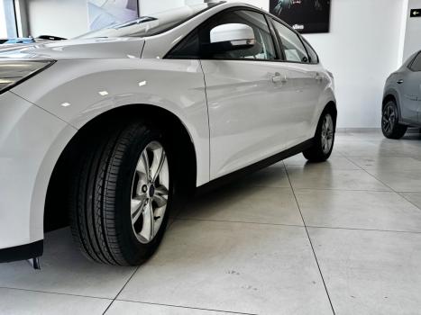 FORD Focus Hatch 1.6 16V 4P FLEX S, Foto 11