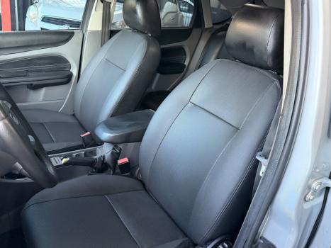 FORD Focus Hatch 1.6 4P, Foto 15