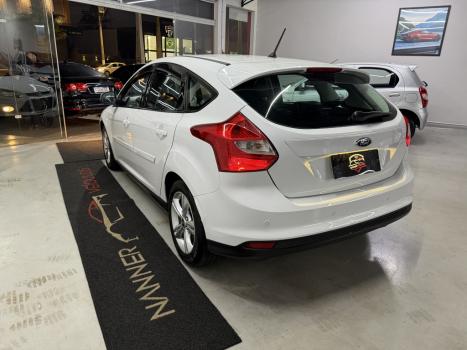 FORD Focus Hatch 1.6 16V 4P SE FLEX, Foto 5