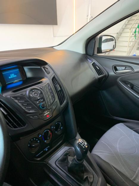 FORD Focus Hatch 1.6 16V 4P SE PLUS FLEX, Foto 6