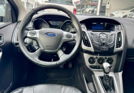 FORD Focus Hatch 1.6 16V 4P SE FLEX, Foto 2