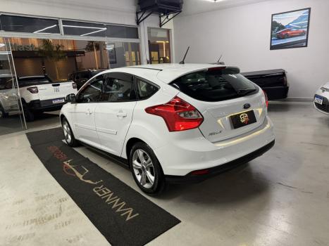 FORD Focus Hatch 1.6 16V 4P SE FLEX, Foto 5