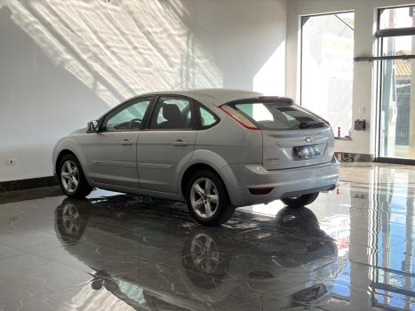 FORD Focus Hatch 1.6 4P, Foto 4