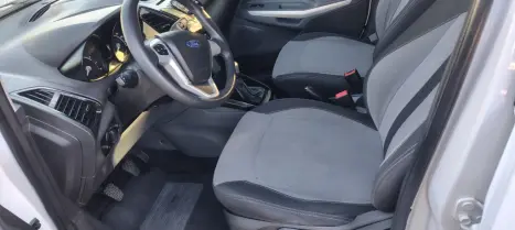 FORD Focus Hatch 1.6 4P FLEX GL, Foto 9