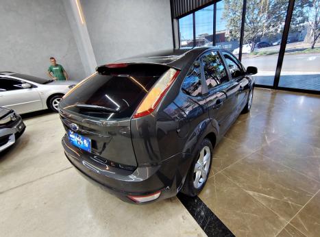 FORD Focus Hatch 1.6 4P GLX FLEX, Foto 6