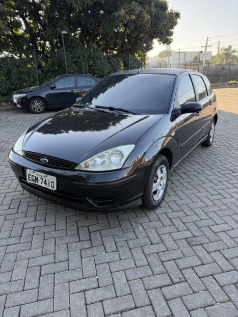 FORD Focus Hatch 1.6 16V 4P SE PLUS FLEX, Foto 3