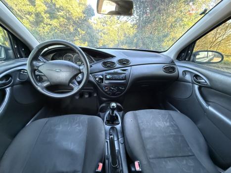 FORD Focus Hatch 1.6 16V 4P SE PLUS FLEX, Foto 9