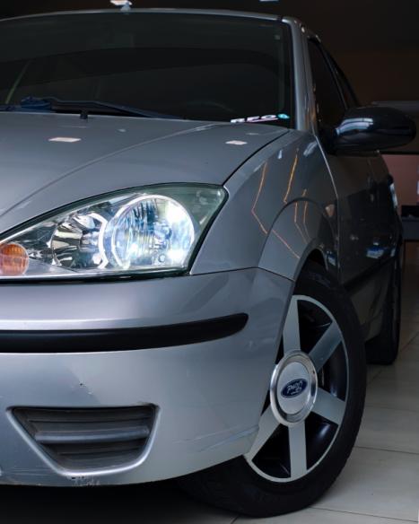 FORD Focus Hatch 1.6 16V 4P FLEX S, Foto 2