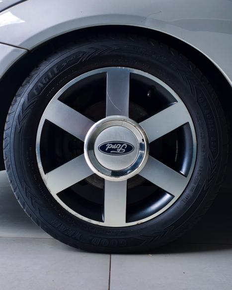 FORD Focus Hatch 1.6 16V 4P FLEX S, Foto 5