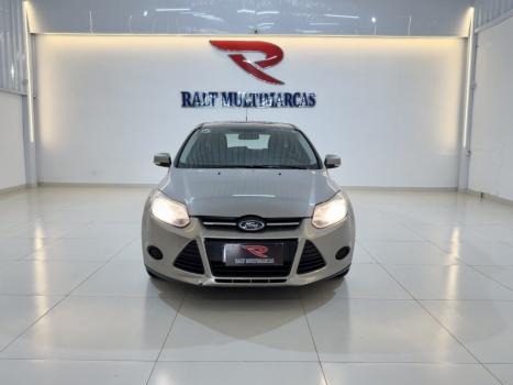 FORD Focus Hatch 1.6 16V 4P FLEX S, Foto 1