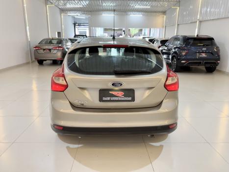 FORD Focus Hatch 1.6 16V 4P FLEX S, Foto 7