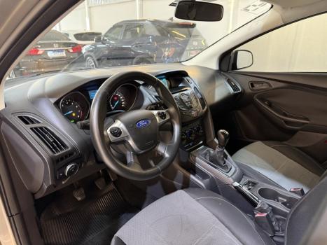 FORD Focus Hatch 1.6 16V 4P FLEX S, Foto 15