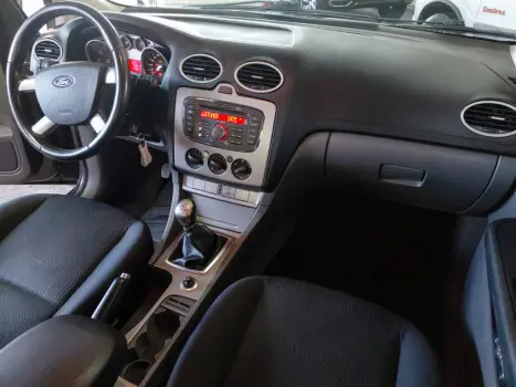 FORD Focus Hatch 1.6 4P GLX FLEX, Foto 12