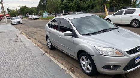 FORD Focus Hatch 1.6 4P GLX FLEX, Foto 2
