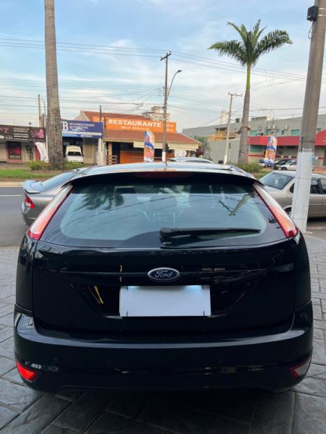 FORD Focus Hatch 1.6 4P GLX FLEX, Foto 2