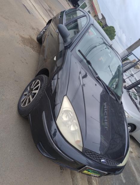 FORD Focus Hatch 1.6 16V 4P FLEX GL, Foto 6